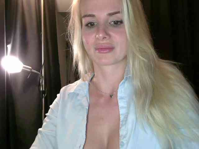 CorneliaSweet webcam