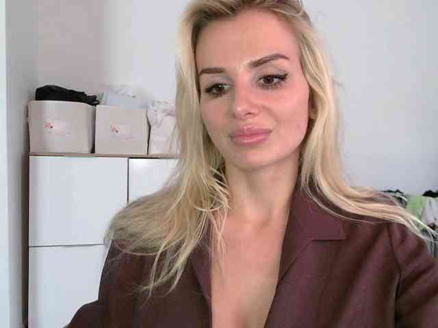 CorneliaSweet webcam
