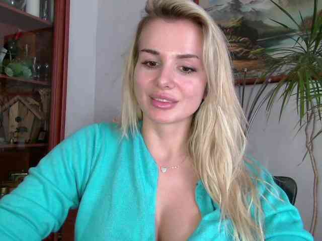 CorneliaSweet webcam