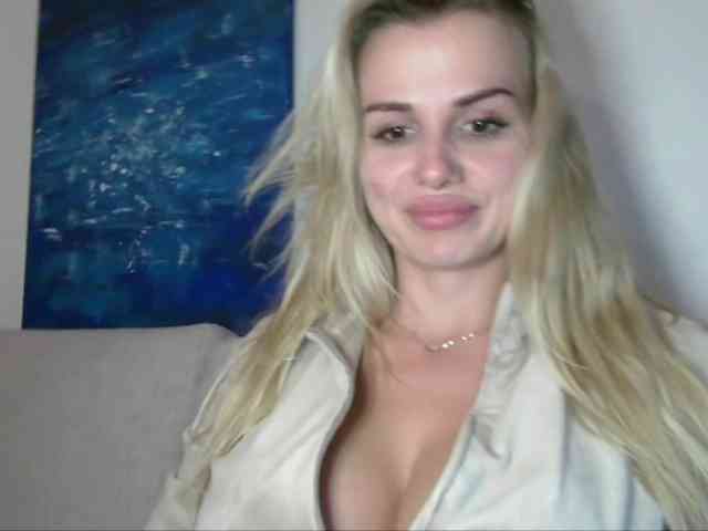 CorneliaSweet webcam