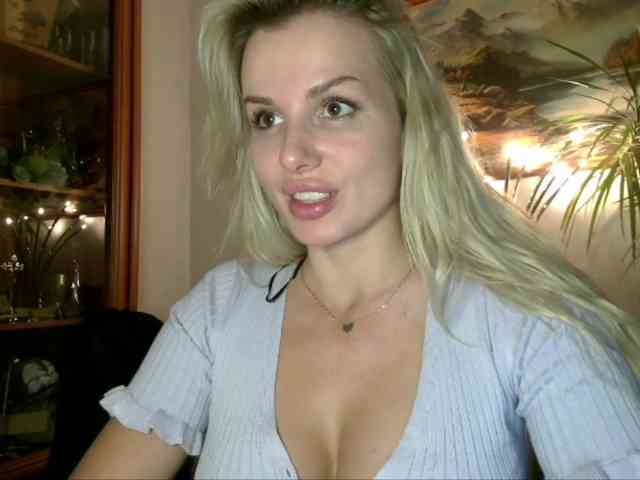 CorneliaSweet webcam