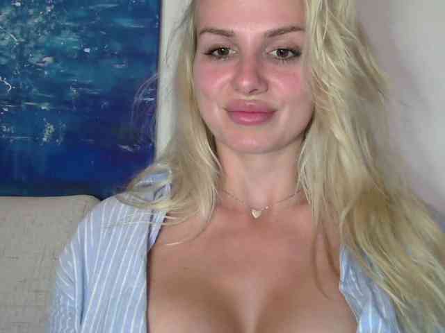 CorneliaSweet webcam
