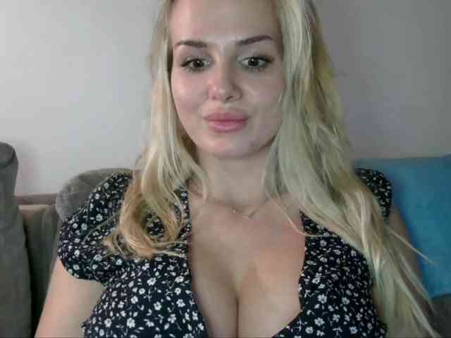 CorneliaSweet webcam