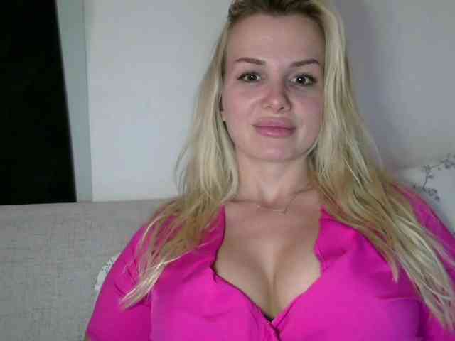 CorneliaSweet webcam