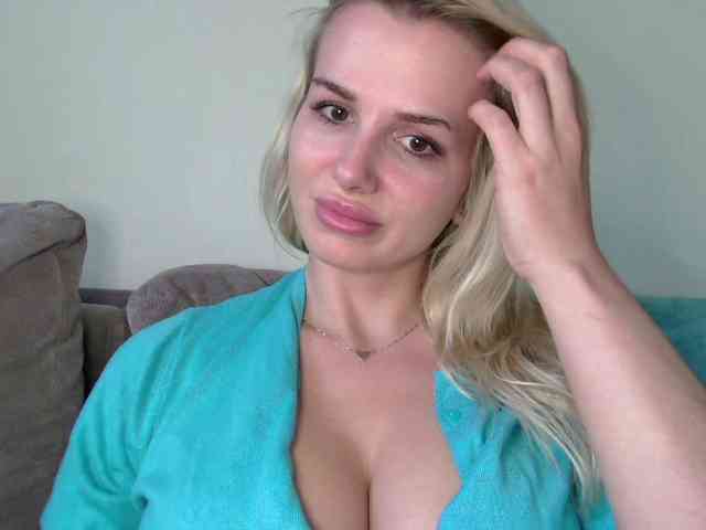 CorneliaSweet webcam