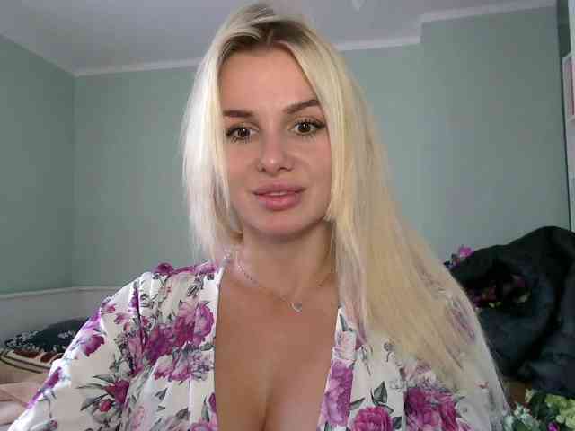 CorneliaSweet webcam