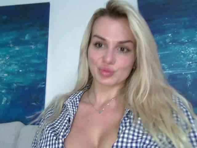CorneliaSweet webcam