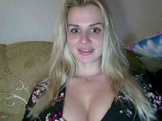 CorneliaSweet webcam