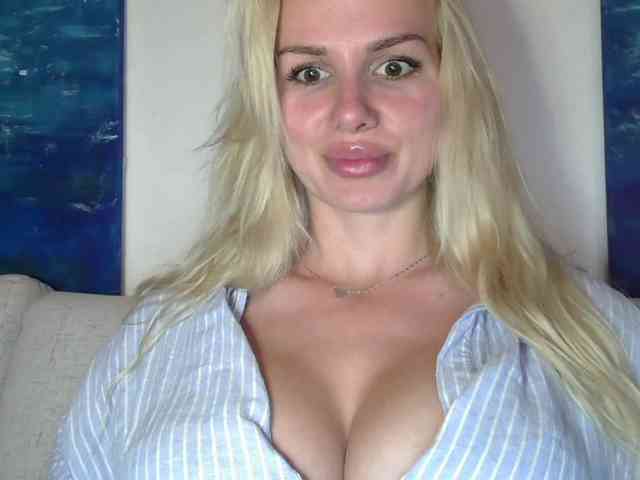 CorneliaSweet webcam