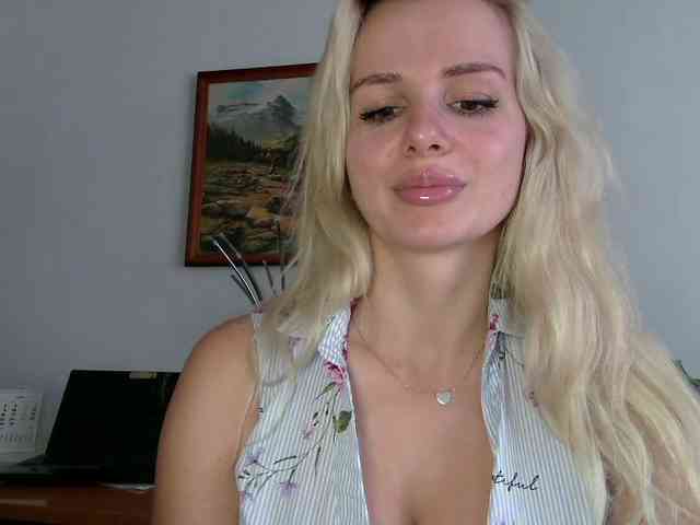 CorneliaSweet webcam