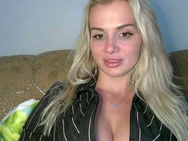 CorneliaSweet webcam