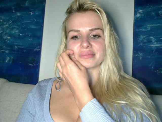 CorneliaSweet webcam