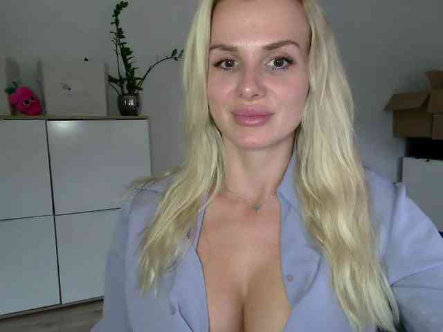 CorneliaSweet webcam