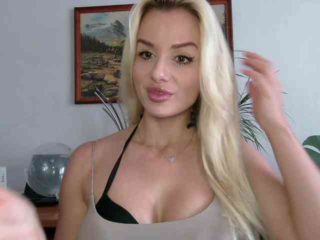 CorneliaSweet webcam