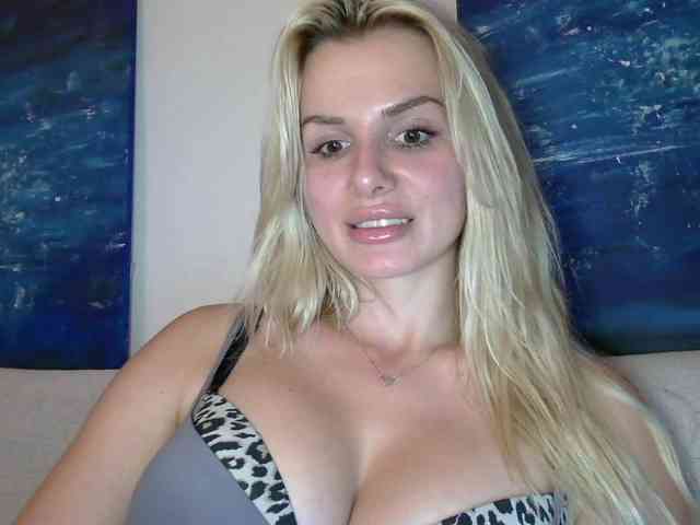 CorneliaSweet webcam