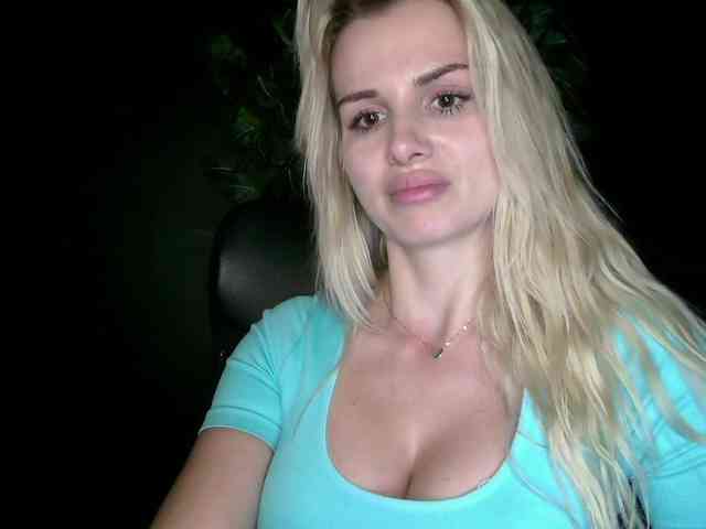 CorneliaSweet webcam