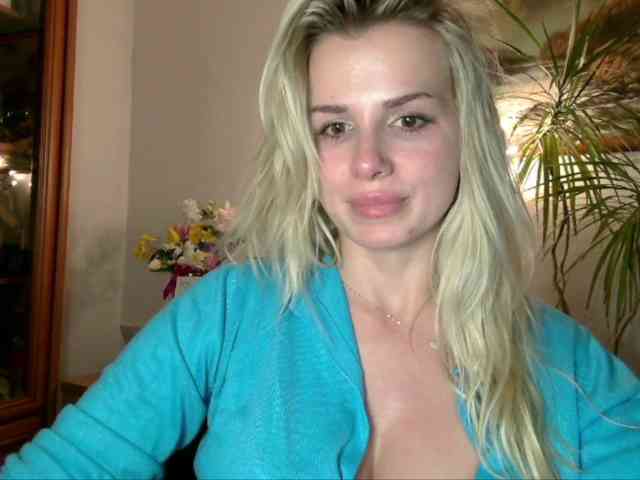 CorneliaSweet webcam