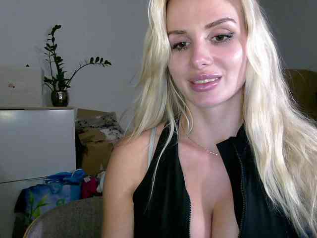 CorneliaSweet webcam