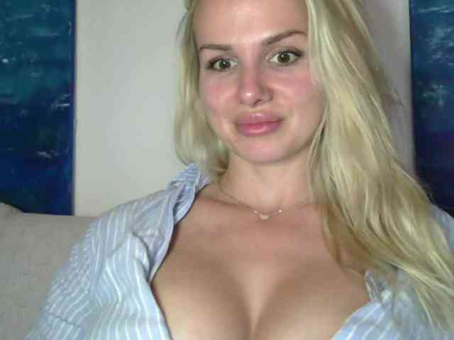 CorneliaSweet webcam