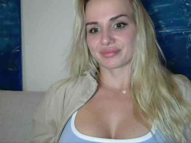 CorneliaSweet webcam