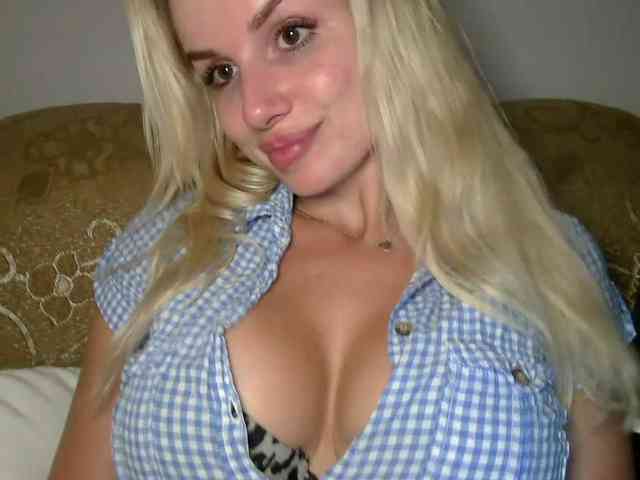 CorneliaSweet webcam