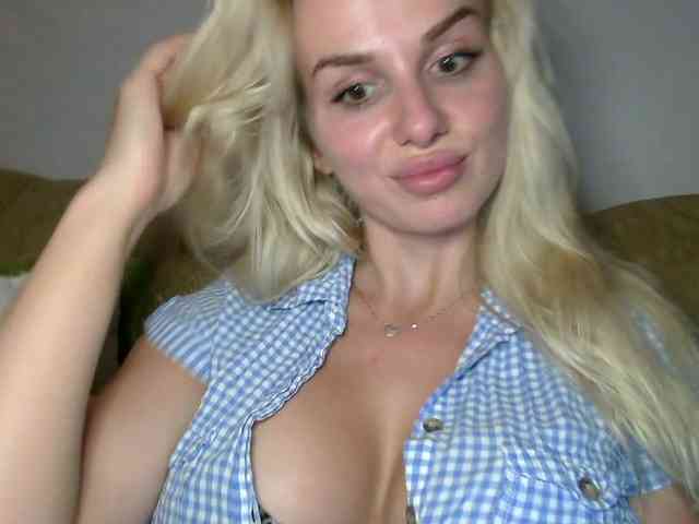 CorneliaSweet webcam