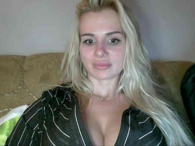 CorneliaSweet webcam