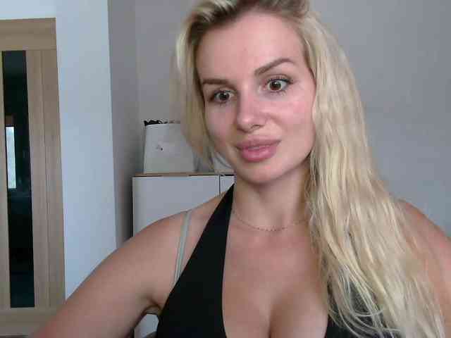 CorneliaSweet webcam