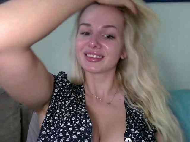 CorneliaSweet webcam