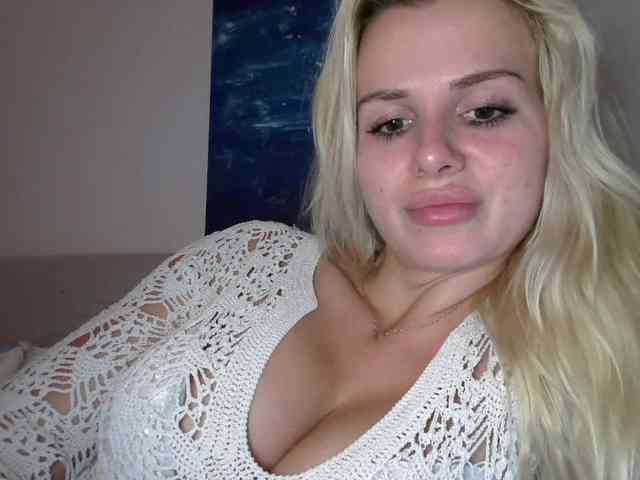 CorneliaSweet webcam