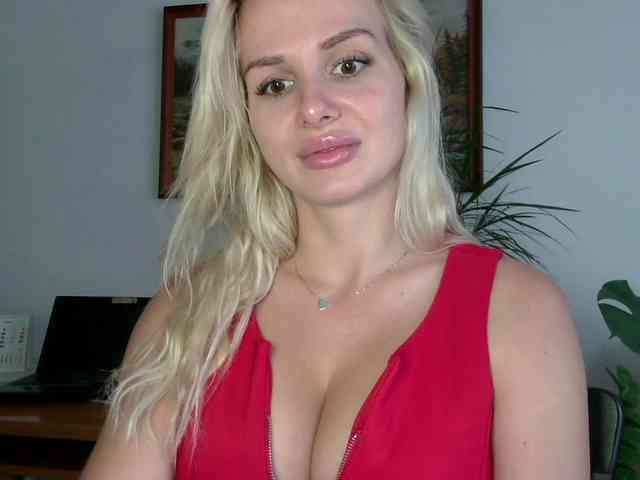 CorneliaSweet webcam
