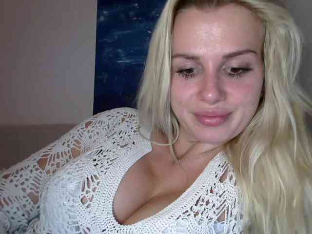 CorneliaSweet webcam