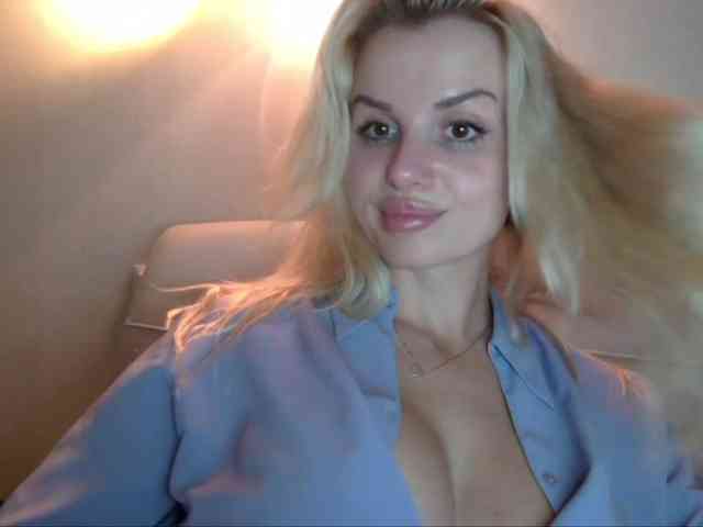 CorneliaSweet webcam