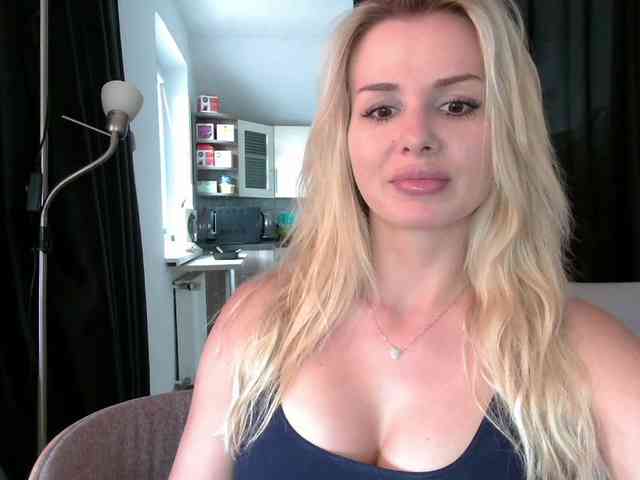 CorneliaSweet webcam
