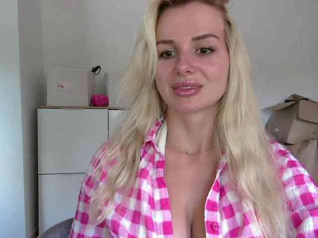 CorneliaSweet webcam
