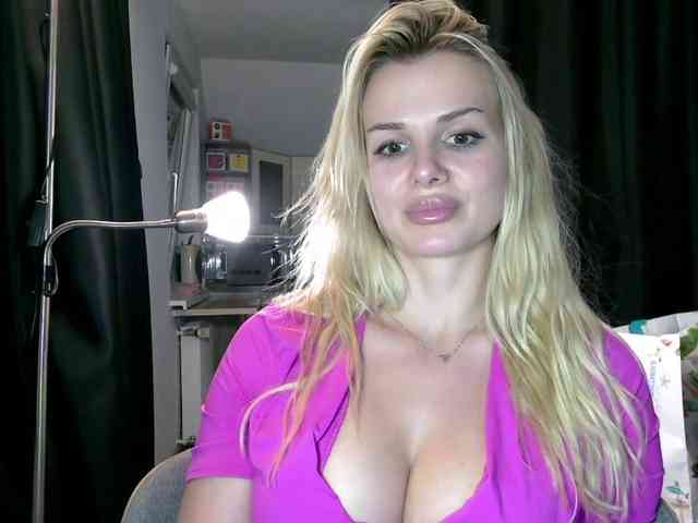 CorneliaSweet webcam