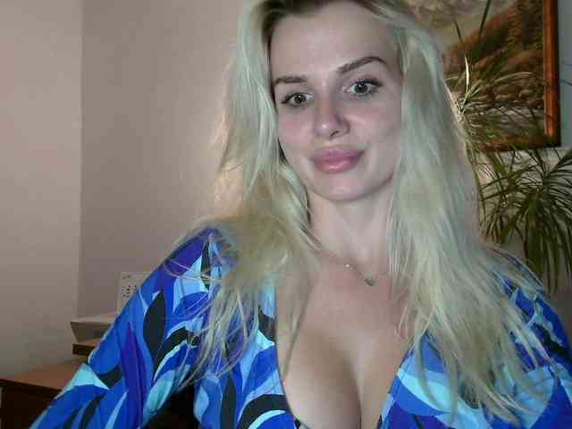 CorneliaSweet webcam