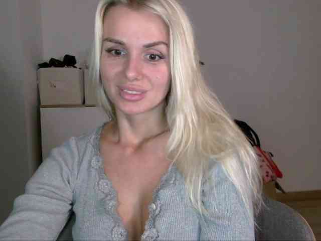 CorneliaSweet webcam