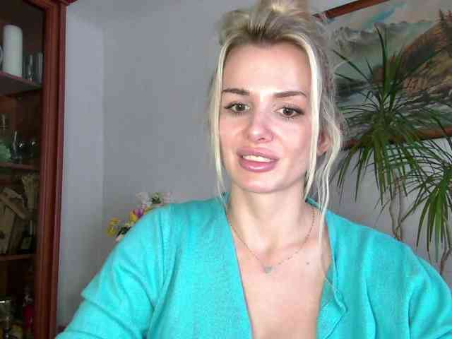 CorneliaSweet webcam