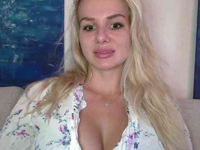 CorneliaSweet webcam