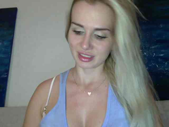 CorneliaSweet webcam