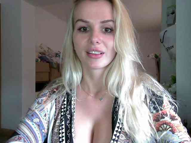 CorneliaSweet webcam
