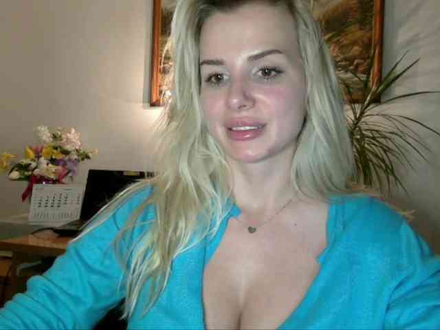 CorneliaSweet webcam