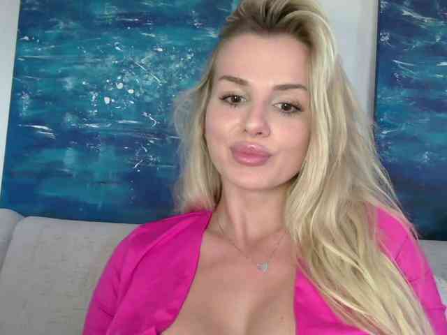 CorneliaSweet webcam
