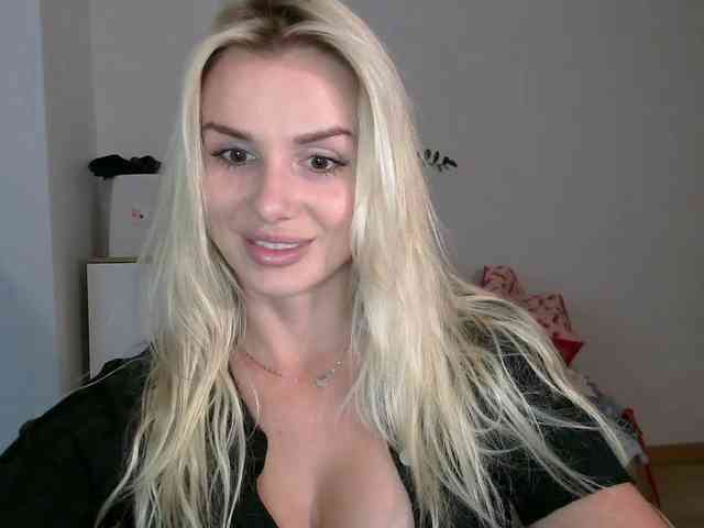 CorneliaSweet webcam