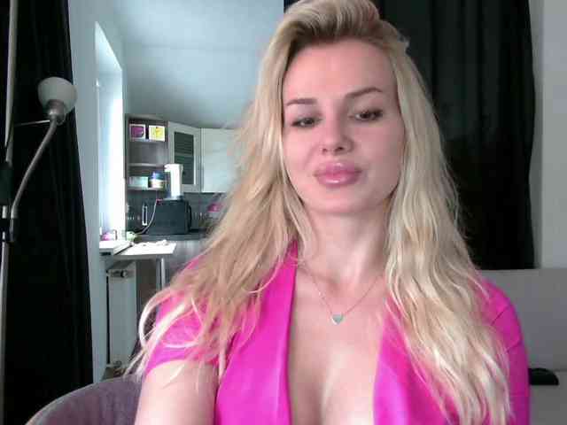 CorneliaSweet webcam