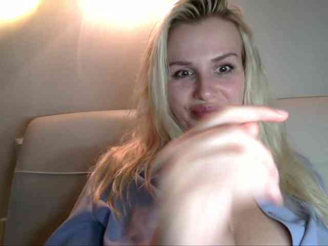 CorneliaSweet webcam
