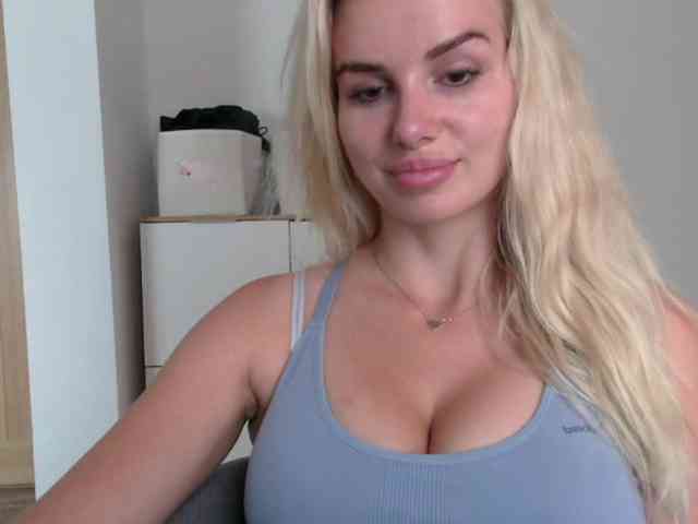 CorneliaSweet webcam