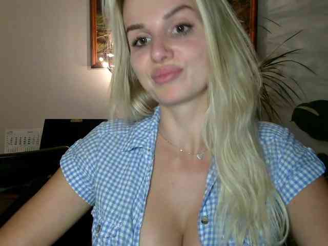 CorneliaSweet webcam