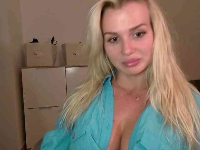 CorneliaSweet webcam